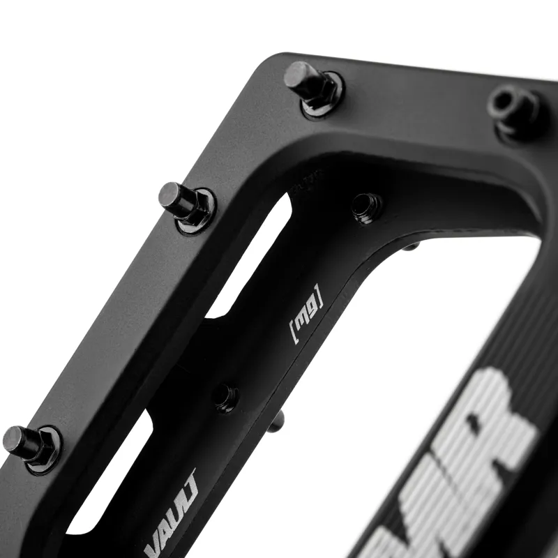 DMR Vault Mag Pedals in Black-3